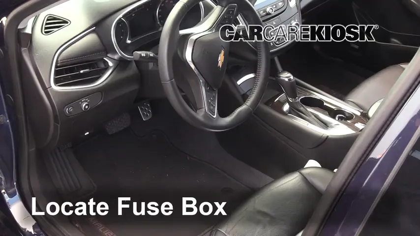 2017 Chevrolet Malibu Premier 2.0L 4 Cyl. Turbo Fuse (Interior)